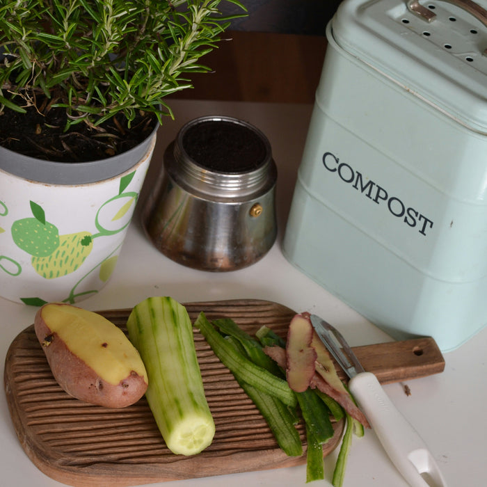 🌿 Zelf Compost Maken voor een Groene en Gezonde Tuin 🌿